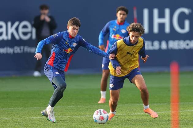 Training RB Leipzig Bundesliga Leipzig, 12.11.2025, Trainingszentrum am Cottaweg, Saison 2025 2026, Fußball, Männer, 1. Bundesliga , Training RB Leipzig , Im Bild: Andrija Maksimovic (links) ,