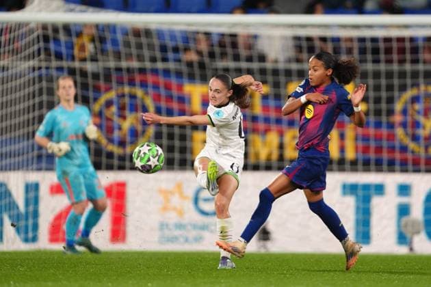 OHL Women s Zenia Mertens pictured in action during a soccer match between Spanish FC Barcelona, Barca Femeni and Oud-Heverlee Leuven Women, Wednesday 12 November 2025 in Barcelona, Spain, the third game in the league phase of the UEFA Women s Champions League competition. JOMAxGARCIAxIxGISBERT  x141149644x