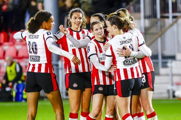 EINDHOVEN , 12 11-2025 , De Herdgang , season 2025 2026 , UEFA Womens Europa League football , round of 16 1nd leg between PSV and Eintracht Frankfurt (women) , Picture shows PSV player Lore Jacobs celebrating the goal. PSV - Eintracht Frankfurt (women)  x31997379x Copyright: