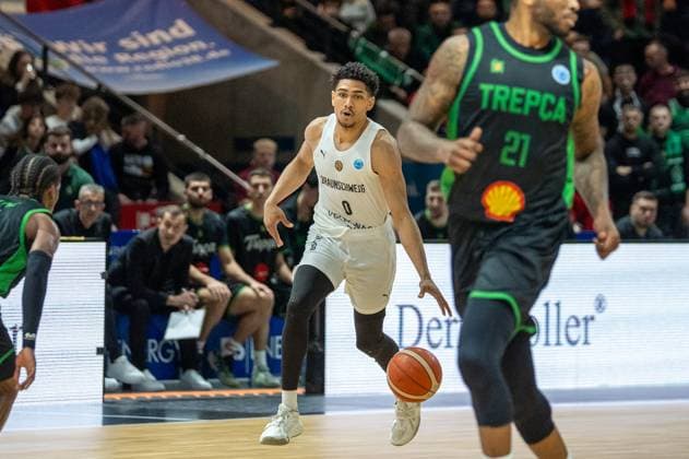 Deutschland, Basketball, FIBA, FIBA Europe Cup (Volkswagen Halle): Basketball Löwen Braunschweig - KB Trepca am 12.11. in Braunschweig (Volkswagen Halle): Adrian Worthy G, Basketball Löwen Braunschweig Copyright: xSvenxHeidmannx