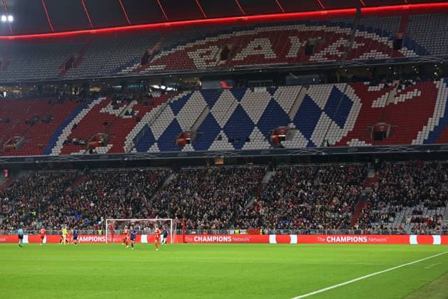 Fussball, Frauen, Frauen Champions League, 3.Spieltag, Saison 2025 2026, FC Bayern München - FC Arsenal, Allianz Arena Blick auf die Nordkurve, nur der Unterrang offen, Fan, Fans, Zuschauer