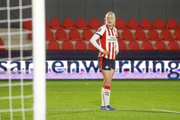 EINDHOVEN , 12 11-2025 , De Herdgang , season 2025 2026 , UEFA Womens Europa League football , round of 16 1nd leg between PSV and Eintracht Frankfurt (women) , Picture shows PSV player Emma Frijns PSV - Eintracht Frankfurt (women)  x31998234x Copyright: