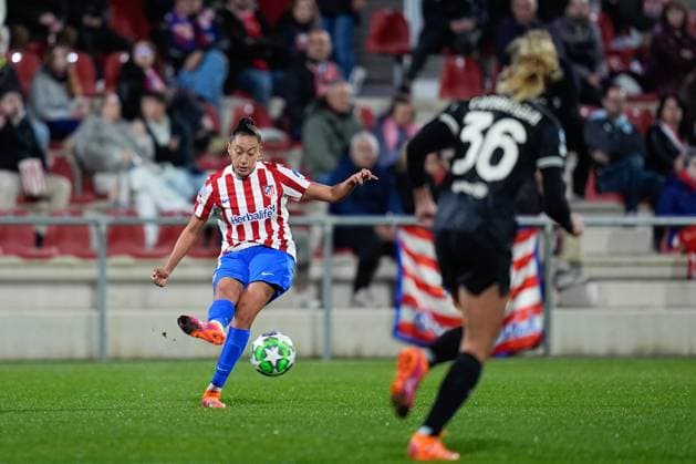 November 12, 2025, Alcala De Henares, Madrid, Spain: Fiamma Benitez of Atletico de Madrid in action during the UEFA WomenÃ¢â‚¬â ¢s Champions League 2025 26 League Phase MD3, football match played between Atletico de Madrid and Juventus FC at Centro Deportivo Alcala de Henares on November 12, 2025, in Alcala de Henares, Madrid, Spain. Alcala De Henares Spain - ZUMAa181 20251112_zaa_a181_293 Copyright: xDennisxAgyemanx