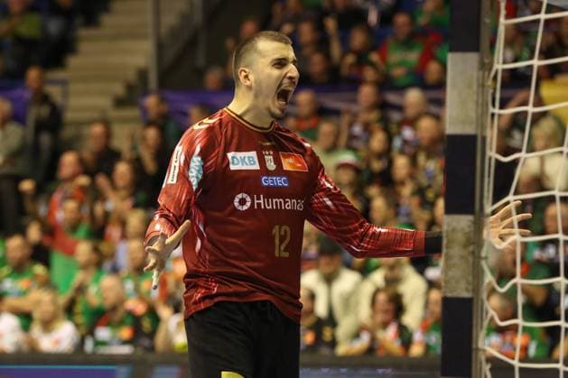 12.11.2025, xgox, Handball - EHF Champions League SC Magdeburg - HC Zagreb v.l. Matej Mandic (Magdeburg, 12) Jubelt ueber gehaltenen Ball, abgewehrt, gehalten, Torhueter Magdeburg