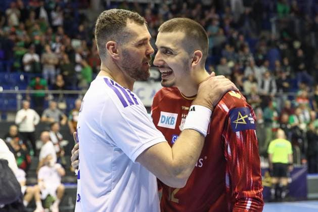 12.11.2025, xtgx, Handball, EHF Champions League, SC Magdeburg - HC Zagreb v.l. Jakov Gojun (Zagreb, 10), Matej Mandic (Magdeburg, 12) Magdeubrg