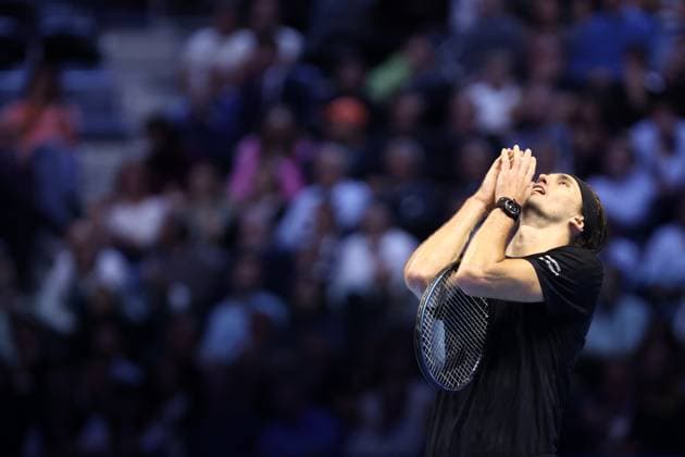 Jannik Sinner vs Alexander Zverev Alexander Zverev of Germany looks dejected during the Round Robin singles match between Jannik Sinner vs Alexander Zverev on Day four of the Nitto ATP, Tennis Herren World Tour Finals. Turin Inalpi Arena Italy Copyright: xMarcoxCanonierox