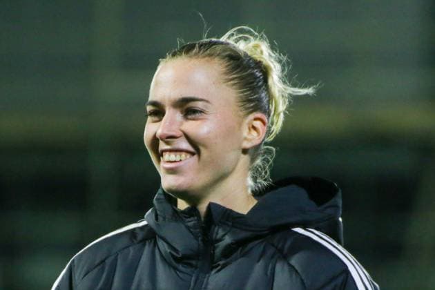 12.11.2025, xgrfx, Fussball UEFA Women s Europa Cup 1 8, PSV Eindhoven - Eintracht Frankfurt v.l. Laura Freigang (Eintracht Frankfurt) (DFL DFB REGULATIONS PROHIBIT ANY USE OF PHOTOGRAPHS as IMAGE SEQUENCES and or QUASI-VIDEO) De Herdgang