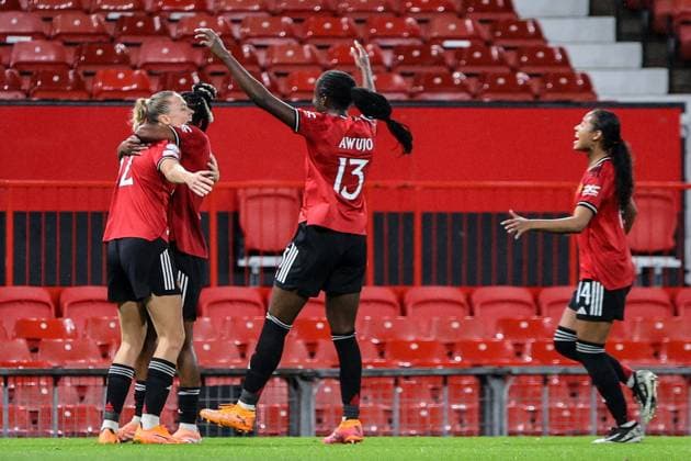 Manchester, England, November 12th 2025: Fridolina Rolfo (12 Manchester United, ManU celebrates scoring the winning goal during the UEFA Womens Champions League match between Manchester United and Paris Saint-Germain at Old Trafford in Manchester, England (Natalie Mincher SPP) Copyright: xNataliexMincher SPPx Sportspressphoto_SPR61358