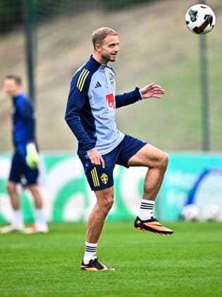 MARBELLA, SPAIN 20251113 Swedish national team, Nationalteam player Gustav Lundgren during Thursday s training in Marbella ahead of the men s national team s World Cup qualifying match in Switzerland at the end of the week. MARBELLA SPAIN x10050x