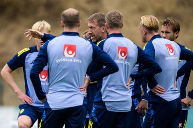 251113 Head coach Graham Potter of the Swedish national football team during a training session on November 13, 2025 in Marbella. Photo: Joel Marklund BILDBYRAN kod JM JM0748 bbeng fotboll football soccer fotball vm-kval FIFA World Cup, WM, Weltmeisterschaft, Fussball qualifier träning practice training sverige sweden sverige a Copyright: JOELxMARKLUND BB251113JM008