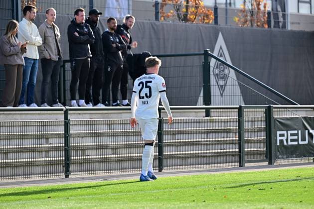 13.11.2025; Moenchengladbach; Fussball, Herren, Saison 2025 2026, Testspiel Borussia Moenchengladbach vs. K. Lierse SK Wurde in der 34. Minute ausgewechselt Robin Hack (Gladbach) DFL regulations prohibit any use of photographs as image sequences and or quasi-video. Borussia-Park NRW Deutschland