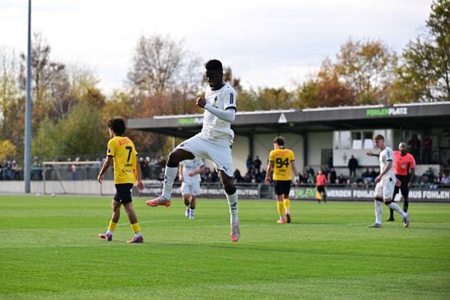 13.11.2025; Moenchengladbach; Fussball, Herren, Saison 2025 2026, Testspiel Borussia Moenchengladbach vs. K. Lierse SK Torjubel bei Torschuetze Iaia Manco Danfa (Gladbach) nach seinem Tor zum 1-0 DFL regulations prohibit any use of photographs as image sequences and or quasi-video. Borussia-Park NRW Deutschland