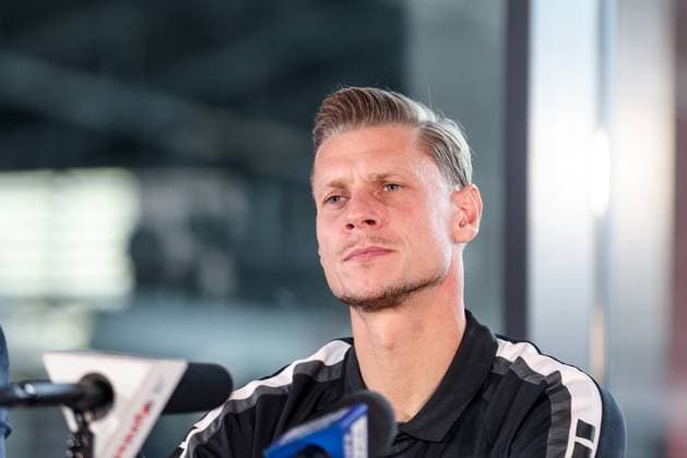 Fußball, GKS Tychy präsentiert neuen Trainer Lukasz Piszczek 13.11.2025, Tychy Betclic I liga sezon 2025 26 GKS Tychy konferencja prasowa - GKS Tychy press conference, PK, Pressekonferenz Nz. Lukasz Piszczek Fot. Michal Chwieduk Arena Akcji NEWSPIX.PL --- newspix.pl POLAND OUT! 