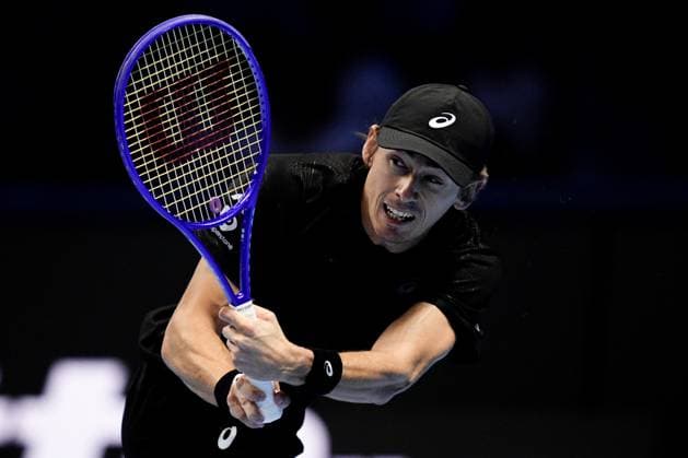 Australia s Alex de Minaur react during the singles tennis match of the ATP, Tennis Herren World Tour Finals against United States™ Taylor Fritz at the Inalpi Arena in Turin, Italy - Thursday, Nov. 13, 2025. -  Copyright: xMarcoxAlpozzi LaPressex