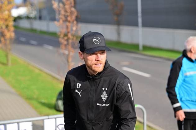 13.11.2025; Moenchengladbach; Fussball, Herren, Saison 2025 2026, Testspiel Borussia Moenchengladbach vs. K. Lierse SK Eugen Polanski (Interimstrainer Gladbach) DFL regulations prohibit any use of photographs as image sequences and or quasi-video. Gemaess den Vorgaben der DFL Deutsche Fussball Liga ist es untersagt, in dem Stadion und oder vom Spiel angefertigte Fotoaufnahmen in Form von Sequenzbildern und oder videoaehnlichen Fotostrecken zu verwerten bzw. Verwerten zu lassen Moenchengladbach NRW Deutschland xx