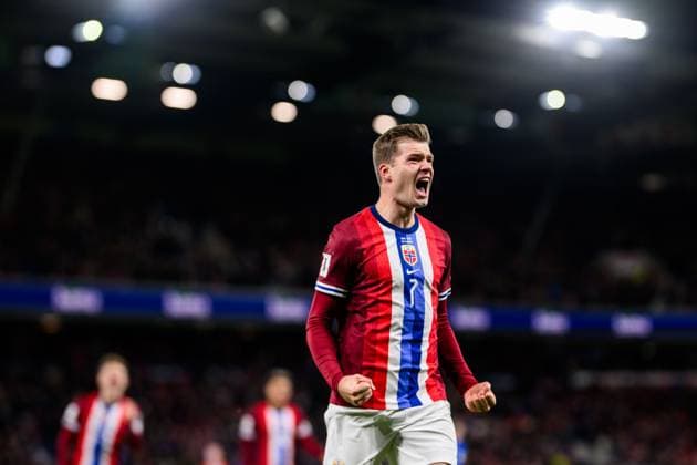 251113 Alexander Sorloth of Norway celebrates after scoring the 1-0 goal during the FIFA World Cup, WM, Weltmeisterschaft, Fussball Qualifier football match between Norway and Estonia on November 13, 2025 in Oslo. Photo: Vegard Grott BILDBYRAN kod VG VG0831 bbeng fotball football soccer fotboll fifa world cup qualifiers european qualifiers 2026 uefa world cup qualifiers vm-kvalifisering vm kvalik vm kval norge norway estland estonia jubel Copyright: VEGARDxGRoTT BB251113VG057