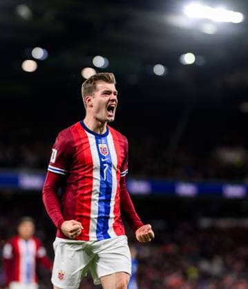 251113 Alexander Sorloth of Norway celebrates after scoring the 1-0 goal during the FIFA World Cup, WM, Weltmeisterschaft, Fussball Qualifier football match between Norway and Estonia on November 13, 2025 in Oslo. Photo: Vegard Grott BILDBYRAN kod VG VG0831 bbeng fotball football soccer fotboll fifa world cup qualifiers european qualifiers 2026 uefa world cup qualifiers vm-kvalifisering vm kvalik vm kval norge norway estland estonia jubel Copyright: VEGARDxGRoTT BB251113VG059