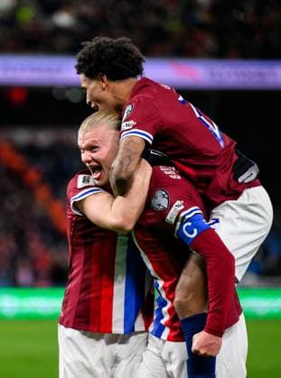 251113 Erling Braut Haaland of Norway celebrates after scoring 3-0 during the FIFA World Cup, WM, Weltmeisterschaft, Fussball Qualifier football match between Norway and Estonia on November 13, 2025 in Oslo. Photo: Marius Simensen BILDBYRAN COP 238 VG0831 bbeng fotball football soccer fotboll fifa world cup qualifiers european qualifiers 2026 uefa world cup qualifiers vm-kvalifisering vm kvalik vm kval norge norway estland estonia jubel Copyright: MARIUSxSIMENSEN BB251113BB339