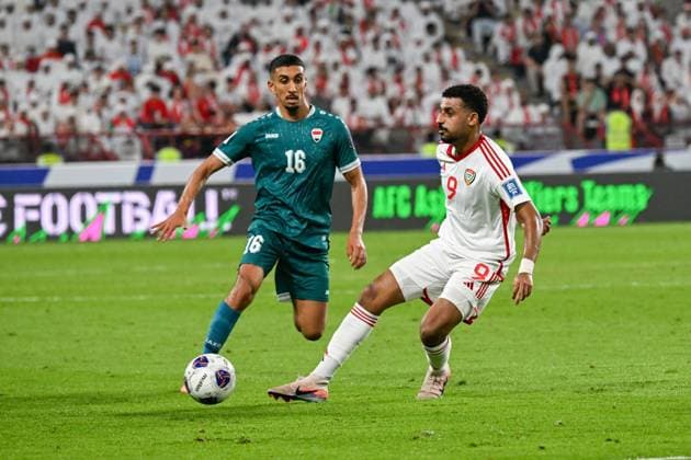 UAE v Iraq - 2026 AFC World Cup Qualifiers ABU DHABI, UNITED ARAB EMIRATES - NOVEMBER 13: Hamza Ali Almaazmi (R) of UAE in action against Amir Al-Ammari (L) of Iraq during the first match of the fifth round of the 2026 FIFA World Cup, WM, Weltmeisterschaft, Fussball Asian Qualifiers at the Mohammed bin Zayed Stadium in Abu Dhabi, United Arab Emirates, on November 13, 2025. Waleed Zein Anadolu Abu Dhabi United Arab Emirates. Editorial use only. Please get in touch for any other usage.  Copyright: x2025xAnadoluxWaleedxZeinx