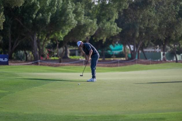 Alex Noren (SWE) Round 1 of the DP World Tour Championship 2025, held at the Jumeirah Golf Estate, Earth Course, Dhabi, United Arab Emerites. 13-16 November 2025. Dubai United Arab Emerites DP World Tour, Dp World Tour Championship 2025, Golf x11290x