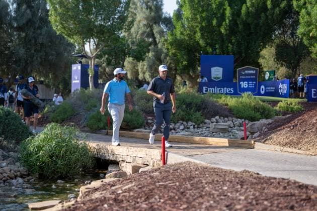 John Parry (ENG), Alex Noren (SWE) Round 1 of the DP World Tour Championship 2025, held at the Jumeirah Golf Estate, Earth Course, Dhabi, United Arab Emerites. 13-16 November 2025. Dubai United Arab Emerites DP World Tour, Dp World Tour Championship 2025, Golf x11290x
