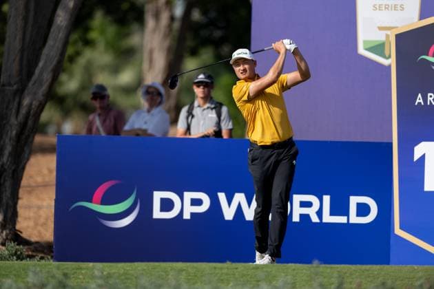 Haotong Li (CHN) Round 1 of the DP World Tour Championship 2025, held at the Jumeirah Golf Estate, Earth Course, Dhabi, United Arab Emerites. 13-16 November 2025. Dubai United Arab Emerites DP World Tour, Dp World Tour Championship 2025, Golf x11290x