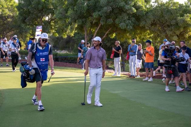 Tommy Fleetwood (ENG) Round 1 of the DP World Tour Championship 2025, held at the Jumeirah Golf Estate, Earth Course, Dhabi, United Arab Emerites. 13-16 November 2025. Dubai United Arab Emerites DP World Tour, Dp World Tour Championship 2025, Golf x11290x