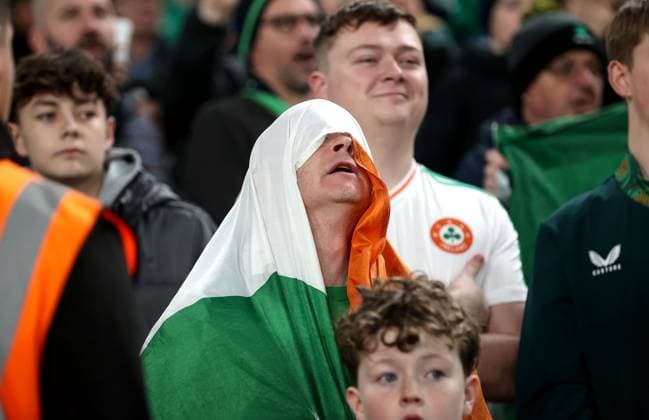2026 FIFA World Cup, WM, Weltmeisterschaft, Fussball Qualifier Group F, Aviva Stadium, Dublin 13 11 2025 Republic of Ireland vs Portugal An Irish fan during the national anthems An Irish fan during the national anthems 13 11 2025  Copyright: x INPHO NickxElliottx BI7I3649