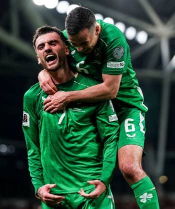 2026 FIFA World Cup, WM, Weltmeisterschaft, Fussball Qualifier Group F, Aviva Stadium, Dublin 13 11 2025 Republic of Ireland vs Portugal Ireland s Troy Parrott celebrates scoring his sides second goal with Josh Cullen Troy Parrott celebrates scoring his sides second goal with Josh Cullen 13 11 2025  Copyright: x INPHO RyanxByrnex RB1_5632