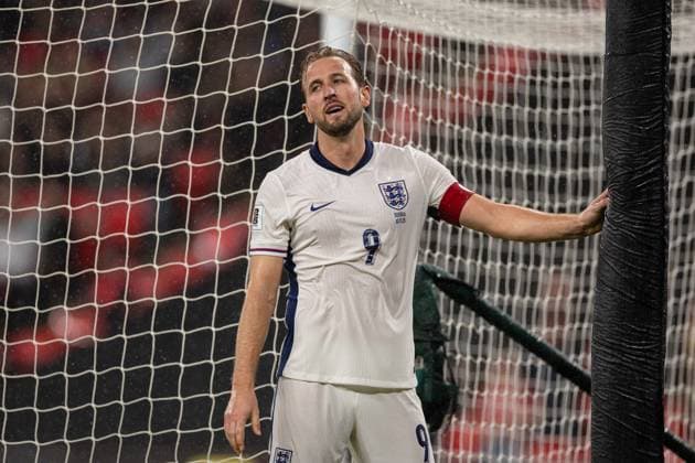 Football - FIFA World Cup, WM, Weltmeisterschaft, Fussball 2026 Qualifying - Group K - England v Serbia LONDON, ENGLAND - Thursday, November 13, 2025: England s captain Harry Kane reacts after missing a chance during the FIFA World Cup 2026 Qualifying Group K match between England and Serbia at Wembley Stadium. (Photo by David Rawcliffe Propaganda) LONDON Wembley Stadium GREATER LONDON ENGLAND  Copyright: xDavidxRawcliffex P2025-11-13-England_Serbia-46