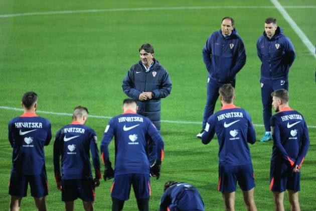 Croatia press and training session: FIFA World Cup, WM, Weltmeisterschaft, Fussball 2026 Qualifiers Head Coach of Croatia Zlatko Dalic speaks with players of Croatia during the training session at HNK Rijeka Stadium in Rijeka, Croatia, on November 13, 2025. ahead of the European Qualifiers for the 2026 FIFA World Cup Matchday 9 match between Croatia and Faroe Islands.  NelxPavletic PIXSELL