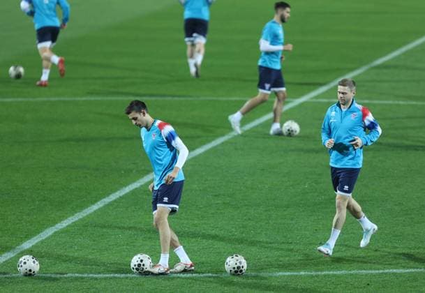Rijeka: NogometaÅ¡i Farskih otoka odradili trening uoÄi utakmice protiv Hrvatske Jakup Andreasen and Pall Klettskard of Faroe Islands during the training session at HNK Rijeka Stadium in Rijeka, Croatia, on November 13, 2025. ahead of the European Qualifiers for the 2026 FIFA World Cup, WM, Weltmeisterschaft, Fussball Matchday 9 match between Croatia and Faroe Islands.  NelxPavletic PIXSELL