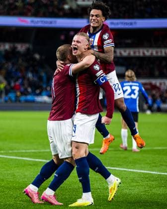 251113 Erling Braut Haaland of Norway celebrates after scoring the 3-0 goal the FIFA World Cup, WM, Weltmeisterschaft, Fussball Qualifier football match between Norway and Estonia on November 13, 2025 in Oslo. Photo: Marius Simensen BILDBYRAN COP 238 VG0831 bbeng estland estonia european qualifiers 2026 fifa world cup qualifiers football fotball fotboll jubel norge norway soccer uefa world cup qualifiers vm kval vm kvalik vm-kvalifisering Copyright: MARIUSxSIMENSEN BB251113ZP005