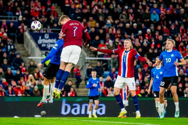 Football, World Cup qualification Norway Estonia Oslo 20251113 Norway s Alexander Sorloth scores the 1 0 goal during the World Cup qualifying match in football between Norway and Estonia at Ullevaal Stadion Photo Fredrik Varfjell NTB Oslo Norway EDITORIAL USE ONLY RESTRICTED USE FOR BETTING COMPANIES  Copyright: xFredrikxVarfjellx xNTBx