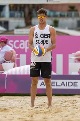 RECORD DATE NOT STATED Beach volleyball, Beachvolleyball World Championships Adelaide, Australia 14.11.2025 ADELAIDE, AUSTRALIA - NOVEMBER 14: Paul Henning (Player 1, GER) during the Beach Volleyball World Championships at Adelaide on November 14, 2025 in Adelaide, Australia. Copyright: xBEAUTIFULxSPORTS PeterxWeberx