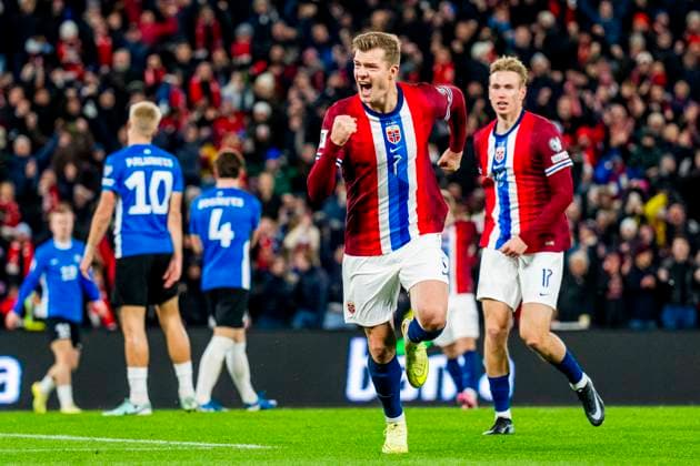 Football, World Cup qualification: Norway - Estonia Oslo 20251113. Norway s Alexander Sorloth celebrates after the 1-0 goal during the World Cup qualifying match in football between Norway and Estonia at Ullevaal Stadion. Photo: Fredrik Varfjell NTB Oslo Norway EDITORIAL USE ONLY. RESTRICTED USE FOR BETTING COMPANIES Ref:_SPOfnN_Stk5sZ0.jpg *** Football, World Cup qualification Norway Estonia Oslo 20251113 Norway s Alexander Sorloth celebrates after the 1 0 goal during the World Cup qualifying match in football between Norway and Estonia at Ullevaal Stadion Photo Fredrik Varfjell NTB Oslo Norway EDITORIAL USE ONLY RESTRICTED USE FOR BETTING COMPANIES  Copyright: xFredrikxVarfjellx xNTBx