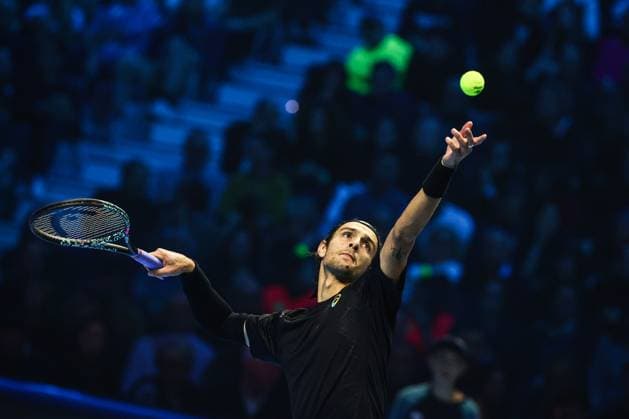Nitto ATP, Tennis Herren Finals 2025 - Day 5 Lorenzo Musetti of Italy plays in the Men s Singles Round match against Carlos Alcaraz of Spain during day five of the Nitto ATP Finals 2025 at Inalpi Arena in Turin, Italy, on November 13, 2025. Turin Turin Portugal  Copyright: xMiguelxReisx originalFilename:reis-notitle251113_npJ9G.jpg