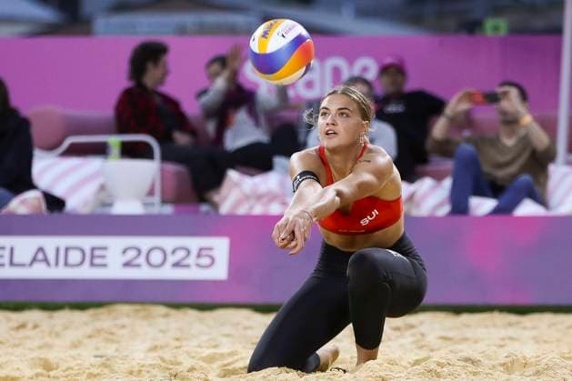 Beach volleyball, Beachvolleyball WORLD CHAMPIONSHIPS, Annique Niederhauser and Leona Kernen (SUI) vs Lea Kunst and Melanie Paul (GER) during The Beach Volleyball World Championships at Pinky Flat in Adelaide, Friday, November 14, 2025. ( NO ARCHIVING, EDITORIAL USE ONLY ADELAIDE SOUTH AUSTRALIA AUSTRALIA  Copyright: xMATTxTURNERx 20251114181512681185