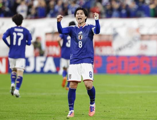 Football: Japan vs. Ghana Japan s Takumi Minamino (8) reacts after opening the scoring in the first half of a football International Friendly, Länderspiel, Nationalmannschaft against Ghana at Toyota Stadium in Toyota, Aichi Prefecture, on Nov. 14, 2025.  A14AA0005035458P