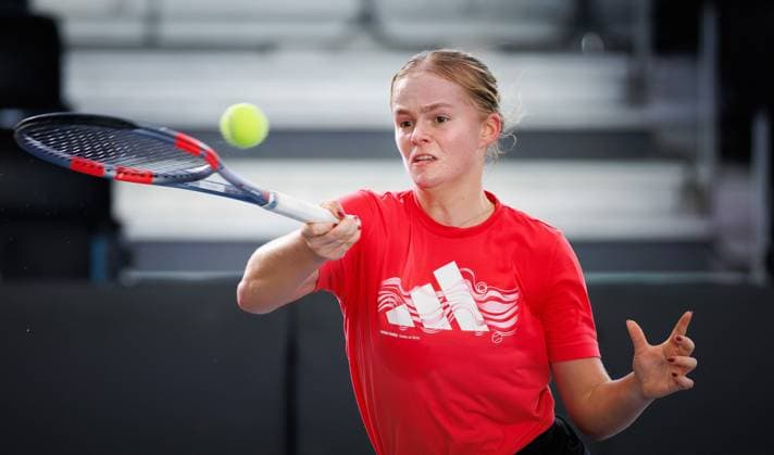 Jeline Vandromme pictured in action during a training session of the Belgian tennis players competing in the upcoming Billie Jean King Cup Play-offs, on Friday 14 November 2025 in Ismaning, Germany. This weekend Belgium will meet Germany and Turkey. PHOTO BENOITxDOPPAGNE  x141528005x
