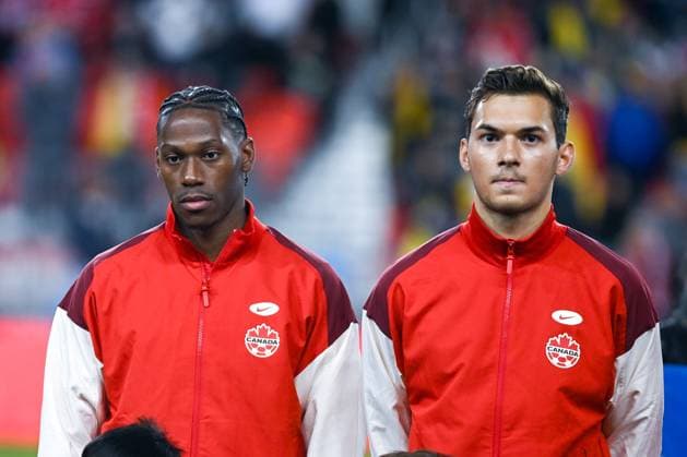 Jonathan David and Niko Sigur of Team Canada during the exhibition match between Canada and Ecuador at BMO Field on November 13, 2025 in Toronto. Featuring: Jonathan David, Niko Sigur Where: Toronto, Canada When: 13 Nov 2025 Credit: Captive Camera Cover Images EDITORIAL USE ONLY. NOT FOR USE BY NEWSPAPERS BASED IN THE UK. Copyright: xx coverimg55267394