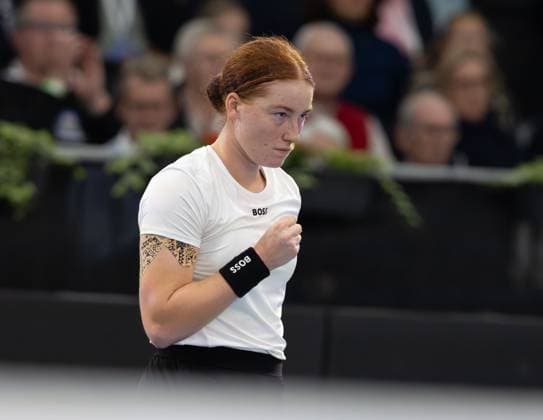 Billie Jean King Cup 2025 Play-Offs, TC Ismaning, Muenchen, Deutschland, Team Germany, Ella Seidel macht die Faust und jubelt,Jubel,Freude,Emotion Copyright: xJuergenxHasenkopfx