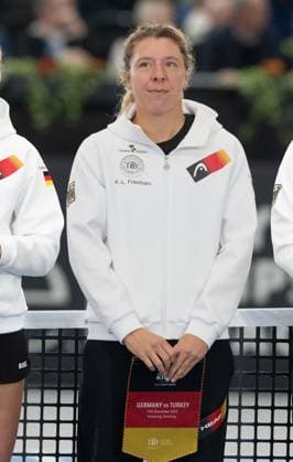 Billie Jean King Cup 2025 Play-Offs, TC Ismaning, Muenchen, Deutschland, Eroeffnungsfeier, Team Germany, Anna-Lena Friedsam, Copyright: xJuergenxHasenkopfx