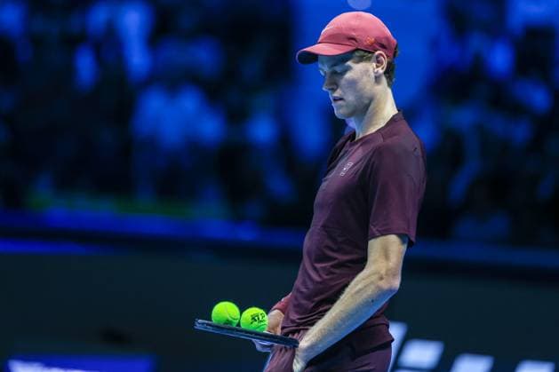 Jannik Sinner of Italy vs Ben Shelton of United States - Nitto ATP, Tennis Herren FINALS 2025 Turin - 14 11 2025 Jannik Sinner of Italy seen in actions during Men s Singles Group Stage match against Ben Shelton of United States on day six of the Nitto ATP Finals 2025 at Inalpi Arena in Turin Copyright: xBEAUTIFULxSPORTS Carabellix
