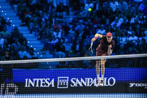 Jannik Sinner of Italy vs Ben Shelton of United States - Nitto ATP, Tennis Herren FINALS 2025 Turin - 14 11 2025 Jannik Sinner of Italy seen in actions during Men s Singles Group Stage match against Ben Shelton of United States on day six of the Nitto ATP Finals 2025 at Inalpi Arena in Turin Copyright: xBEAUTIFULxSPORTS Carabellix