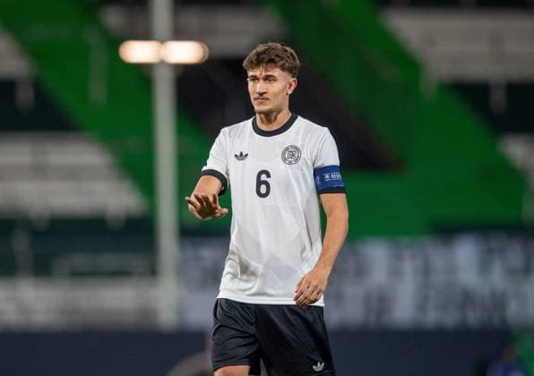 Fussball, Nachwuchs, Saison 2025 26, U21, U 21 EM-Qualifikation (Gruppe F, 6. Spieltag) in Fürth, Deutschland - Malta, Tom Bischof (U21, Deutschland), 14.11 2025, Copyright: xSebastianxRäppold MatthiasxKochx
