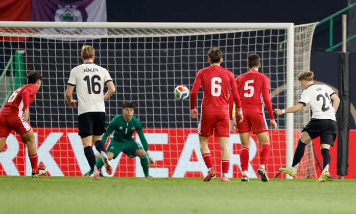 Lennart Karl (Germany, 21) r. Goal scored, erzielt das Tor zum 2:0 celebrate the goal November 14, 2025, Football, U21, U 21 European Championship, EM, Europameisterschaft Qualification, Deutschland - Malta, GER, Fuerth, Sportpark Ronhof . Copyright: HMBxMedia xHeikoxBecker