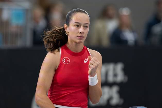 Billie Jean King Cup 2025 Play-Offs, TC Ismaning, Muenchen, Deutschland, Eroeffnungsfeier, Team Turkiye, Zeynep Sonmez (TUR) Tennis - Billie Jean King Cup 2025 - ITF Billie Jean King Cup - TC Ismaning - Ismaning - Bayern - Deutschland - 14 November 2025. Copyright: xJuergenxHasenkopfx