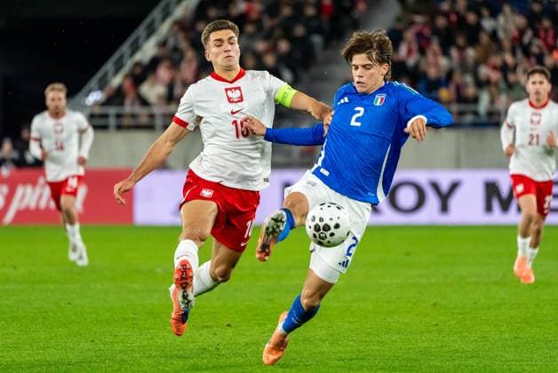 Fußball, U21 EM Quali, Polen - Italien Szczecin 14.11.2025 Pilka nozna mecz mlodziezowych eliminacji Mistrzostw Europy 2027 --- European Football Championship qualification 2027 match in Szczecin: Polska U21, U 21 - Wlochy U21 N Z Marco Palestra Tomasz Pienko Fot. Marcin Jasinski Arena Akcji NEWSPIX.PL --- newspix.pl 