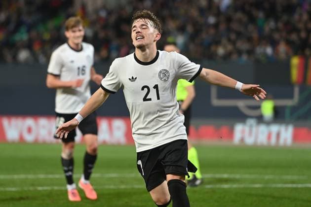 Torjubel Lennart Karl (GER) nach Tor zum 2-0,Aktion,Jubel,Freude,Begeisterung, Fussball U 21 Laenderspiel EM-Qualifikation, Gruppenphase , Deutschland (GER) - Malta (MLT) am 14.11.2025 Sportpark Ronhof. Â